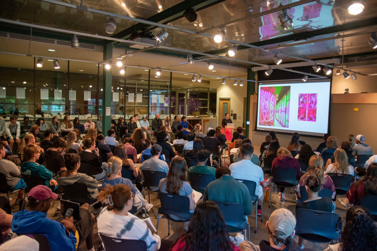 Architect Mirea Luzárraga presents her lecture to a large crowd in the Stuckeman Family Jury Space.