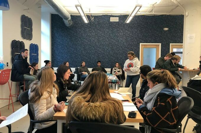 Vicki Ayanna Jones speaks with the Penn State students in the fourth-year studio.